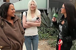 俄罗斯熟老女人与人激情内射